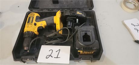 Dewalt Drill - Works