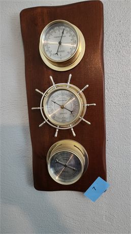 Weather Station With 3 Gauges