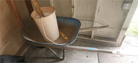 Wheel barrow