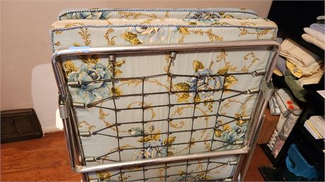 Rollaway Bed
