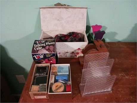 Napkin holders and picture cube