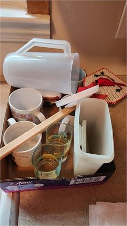 Lot Of Kitchen Items