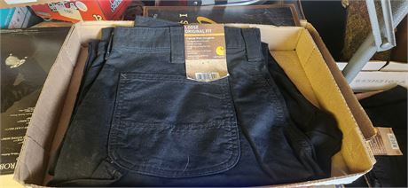 Black Carhartt Loose Original Fit. Size 38x30