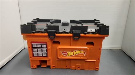 Hotwheels toy and track