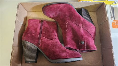Vince Camuto Boots. Size 71/2M