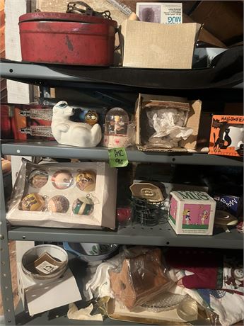 Shelf Lot, Decor, Circus Christmas Bulbs