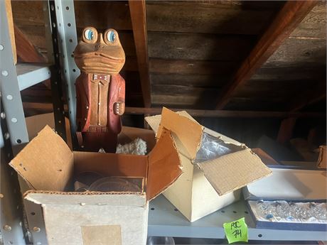 Shelf Lot, Wood Frog, Salt and Pepper, Misc
