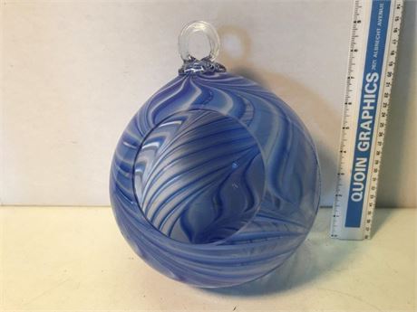 Beautiful Glass Blue Swirl Air Plant Terrarium