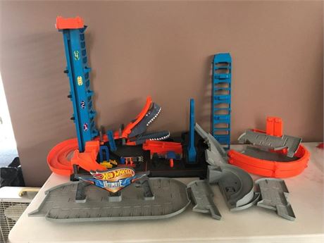 Hot Wheels Track