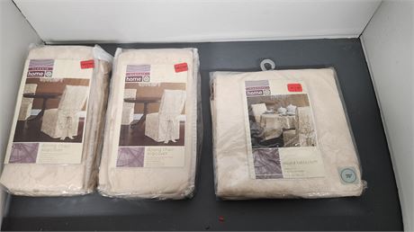 2 Dining Chair Slipcovers & Tablecloth