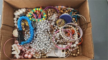 Lot Of Jewelry