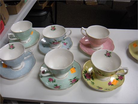 Vintage Tea Cups & saucers
