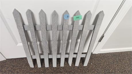 Small decorative fence