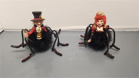 2 Decorative Holiday Spiders