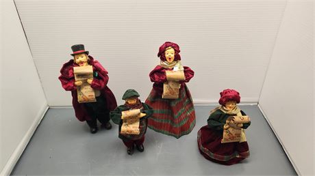Kurt S. Adler 7" -10" Choir Family Decorations