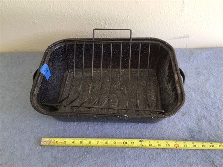 Roaster with Rack