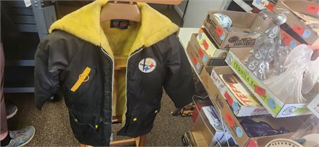 Vintage Pittsburgh Steeler Coat. Size 16
