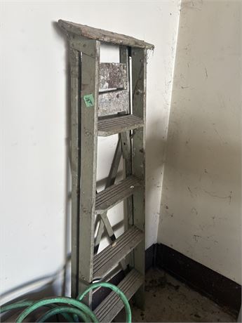 Wood Ladder