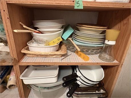 Misc Bowls, Pots, Baking Dishes Shelf Lot
