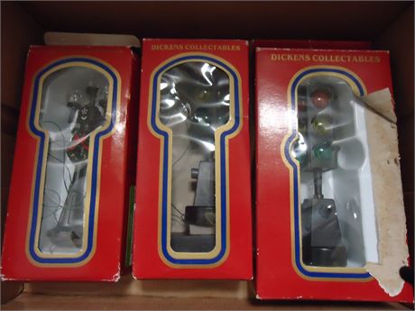 Dicken's Collectibles Decorative Pieces