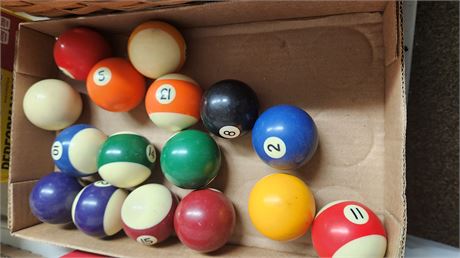 Lot Of Pool Balls