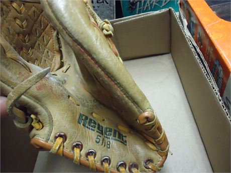 Vintage Baseball Glove