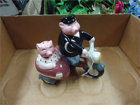 Pigs On Motorcycle Salt & Pepper Shakers