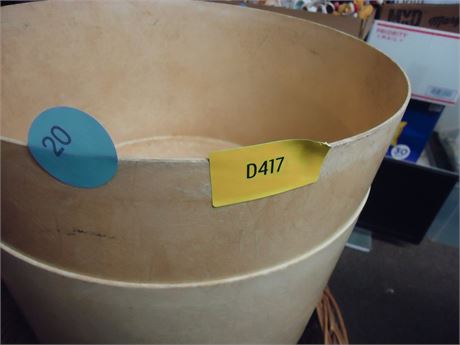 2 Plastic Flower Pots & Large Wicker Basket
