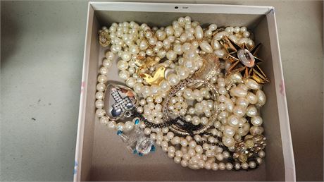 Lot Of Jewelry