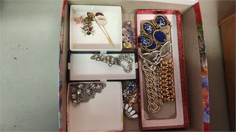 Lot Of Jewelry