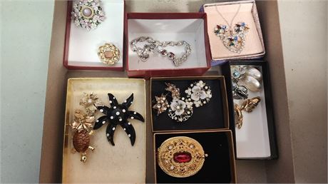 Lot Of Jewelry