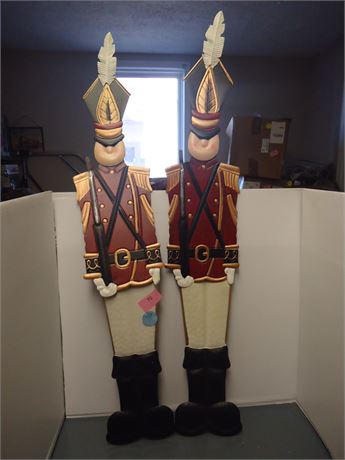 2 Metal Toy Soldiers