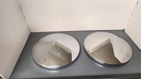 2 Hub Caps