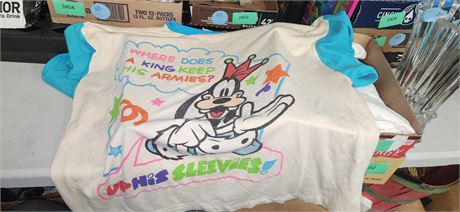 Vintage Goofy T-Shirt. Has Stains On It. Size Unknown