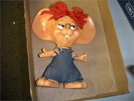 Vintage Country Mouse Piggy Bank