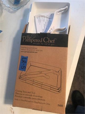 The Pampered Chef Coating Trays & Tool
