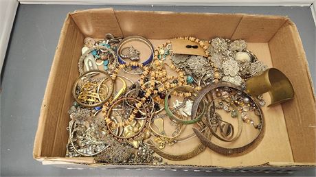 Lot Of Jewelry