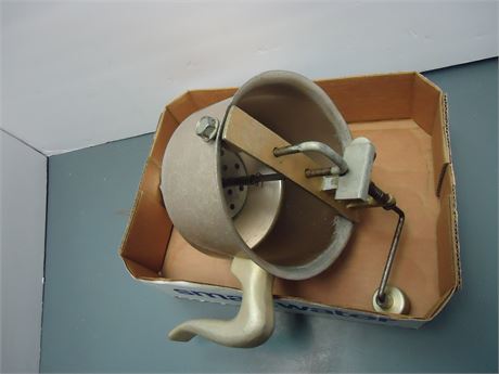 Vintage Sifter