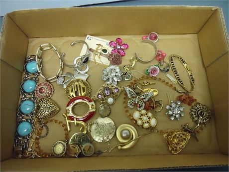 Lot Of Jewelry