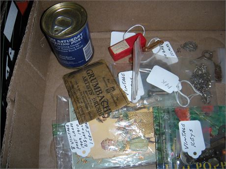 Various Collectible Vintage Items