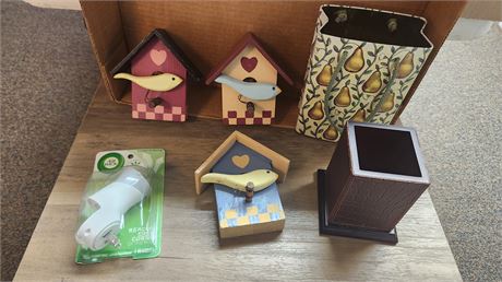 Wood Bird Decorations & Misc. Items