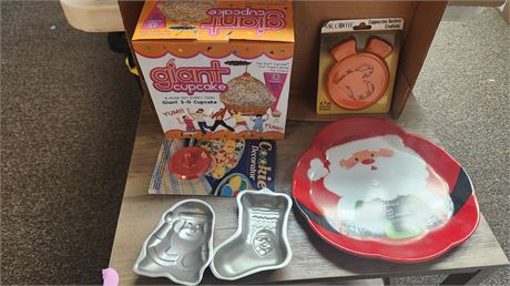Santa Tray & Cookie Decorator & Misc. Items