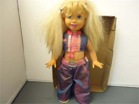2000 Mattel Dancin Debbie Doll.