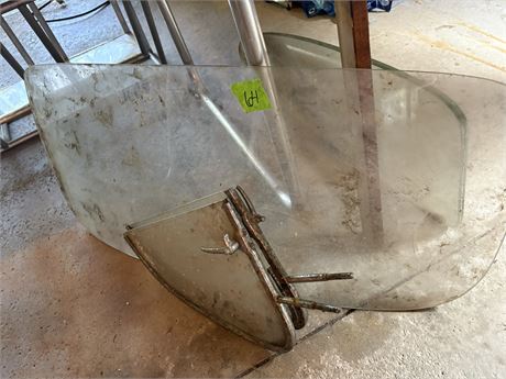 Volks Wagon Auto Windshield Glass