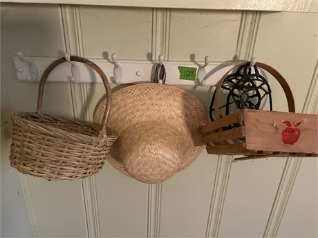 Baskets, Hat