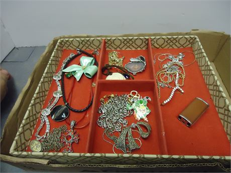 Lot of Jewelry