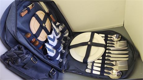 Picnic Set In Backpack