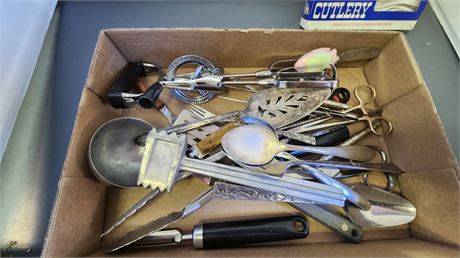 Lot Of Misc. Kitchen Items
