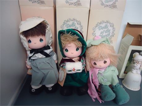 Lot Of Precious Moments Dolls