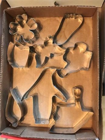 Flat of Cookie Cutters (#2)